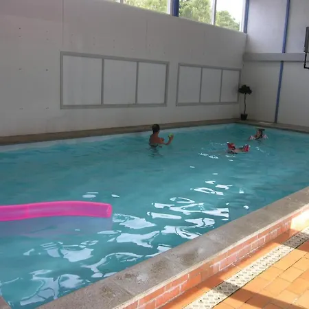 Awesome In W/ Outdoor Swimming Pool